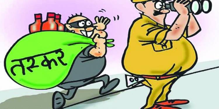 दिन दहाड़े शराब तस्करी से पुलिस की कार्यशैली पर भी सवाल खड़े