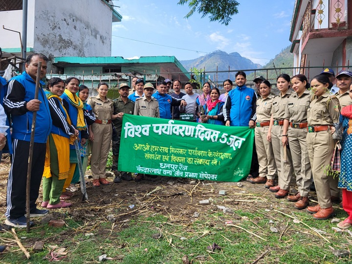 लोक कल्याण सेवा समिति के नेतृत्व में  गौचर में हुआ वृक्षारोपण
