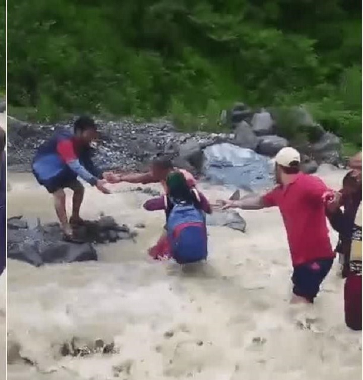 पुल की मांग को तरसते ग्रामीण