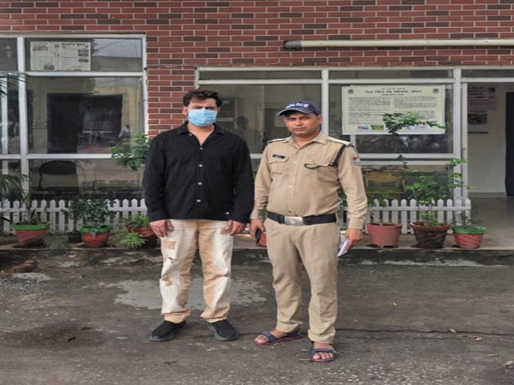 अश्लीलता फैलाने के मामले में यूट्यूबर के खिलाफ कार्रवाई