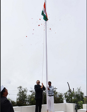प्रभातफेरी में स्कूली बच्चों, एनसीसी व एनएसएस ने दिखाया जोश