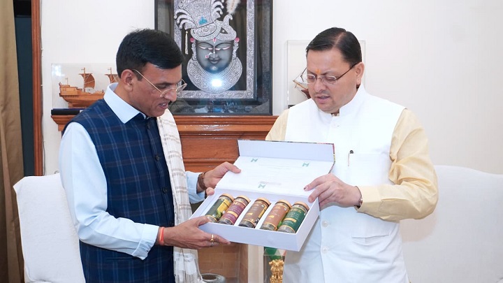 आईस स्केटिंग रिंग और साहसिक प्रशिक्षण केंद्र के उच्चीकरण की मांग